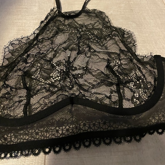 NWT sexy Halter lace bra ✨perfect for a night out or in 😉 - Picture 7 of 8